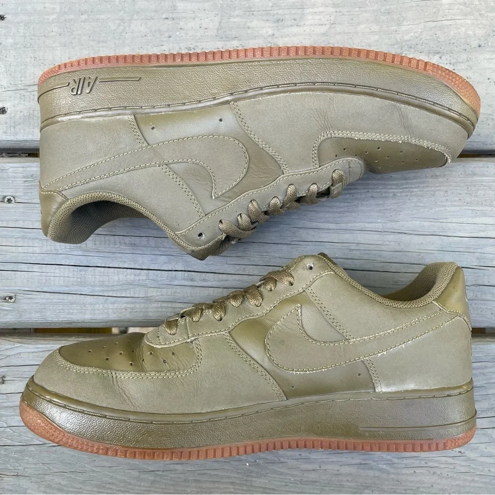 Nike Air Force AF1 82 Iguana low top shoes size 10
